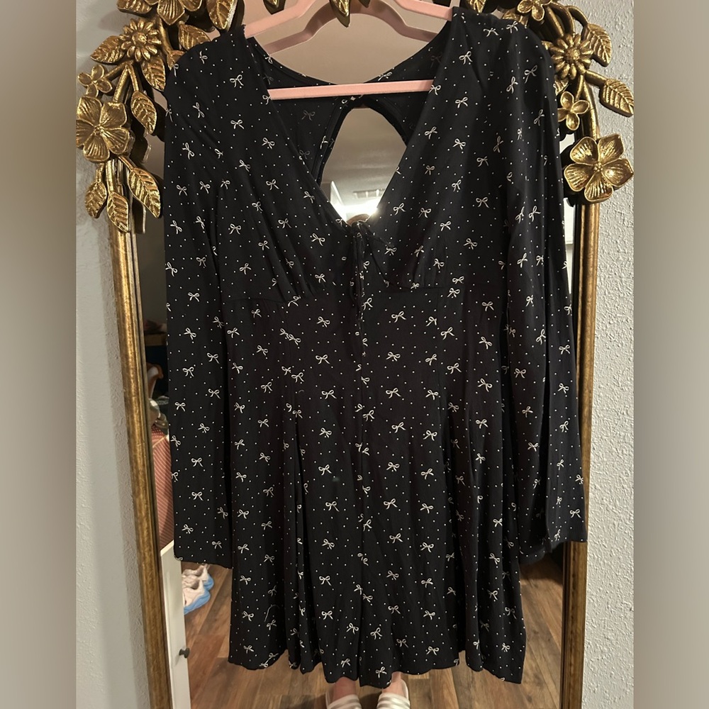 American Eagle Bow Print Black Long-sleeved Romper - Small